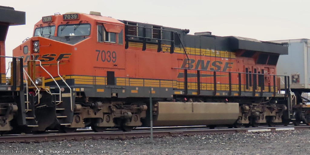 BNSF 7039